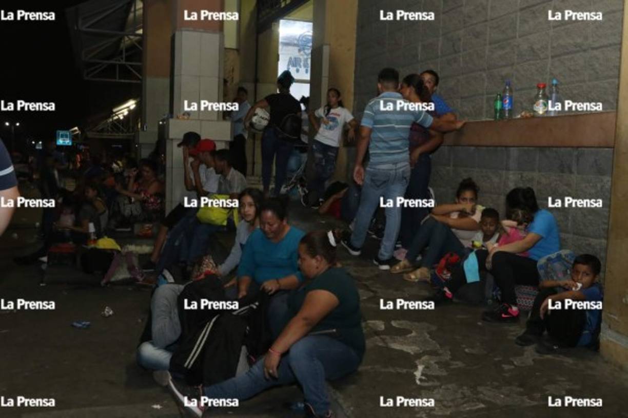 El presidente republicano ha reiterado en las últimas semanas su deseo de ir más lejos en materia de inmigración. Y el viernes reafirmó, durante una visita a la frontera, que el país está 'lleno'. <br/><br/>