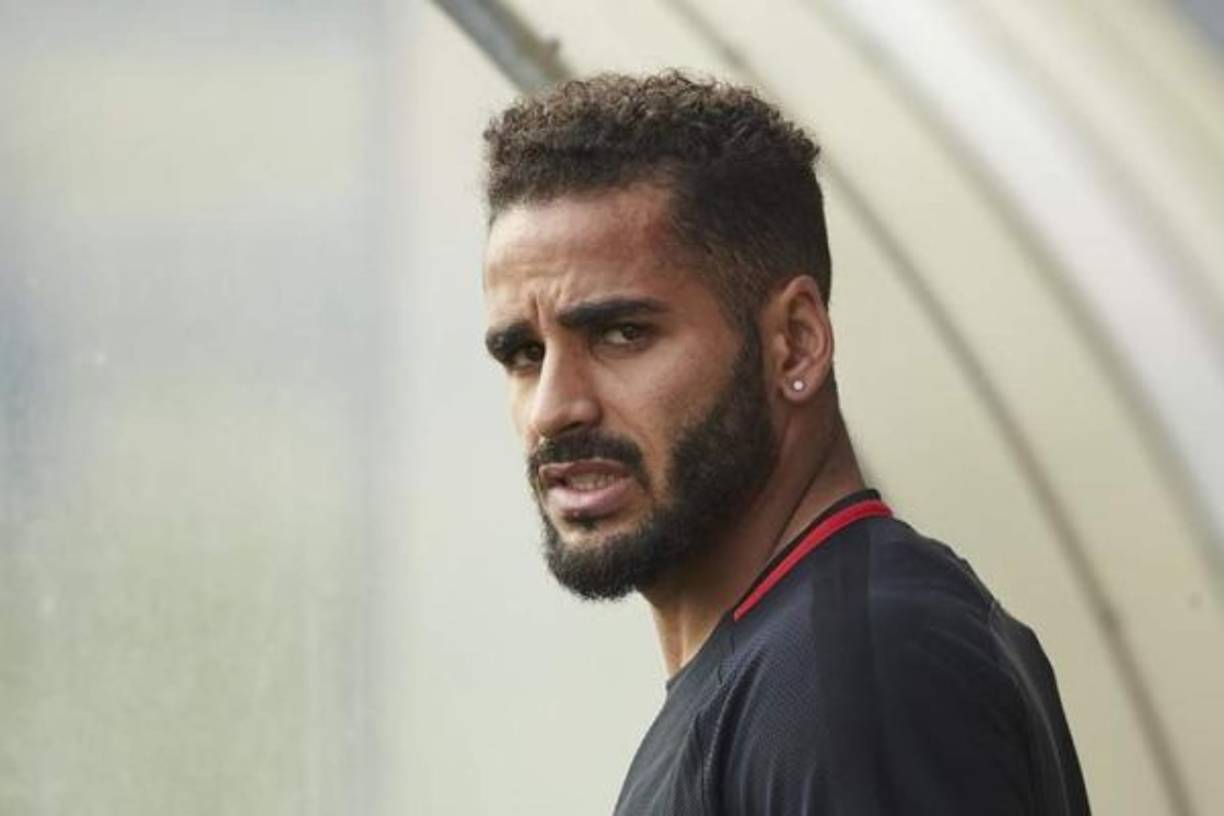 Douglas: El futbolista no entra en los planes de Ernesto Valverde en Barcelona y la Liga portuguesa podría acoger al zaguero de 26 años.