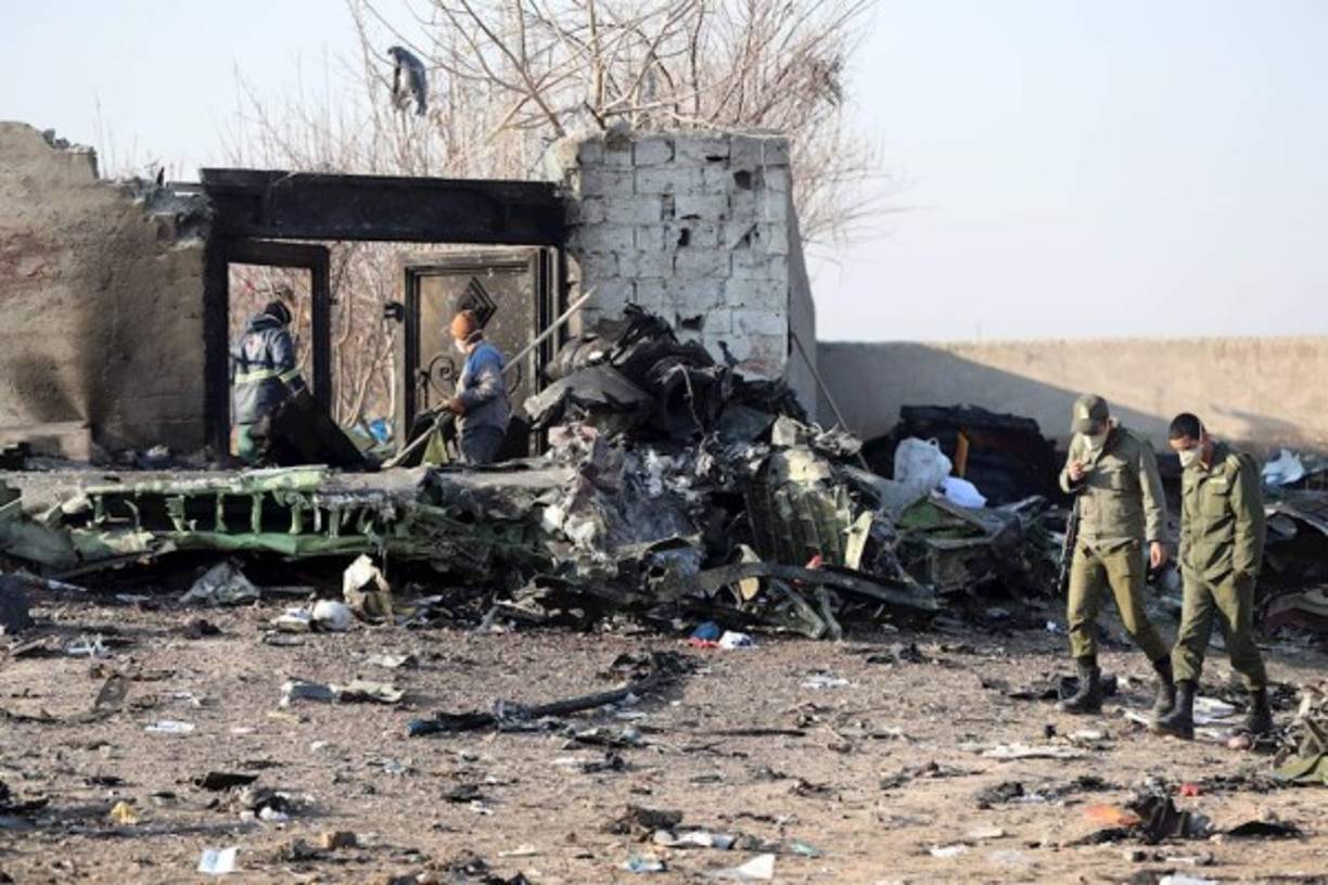 La Autoridad de la aviación civil iraní anunció que se encontraron las dos cajas negras del aparato, pero descartó entregárselas a Estados Unidos.