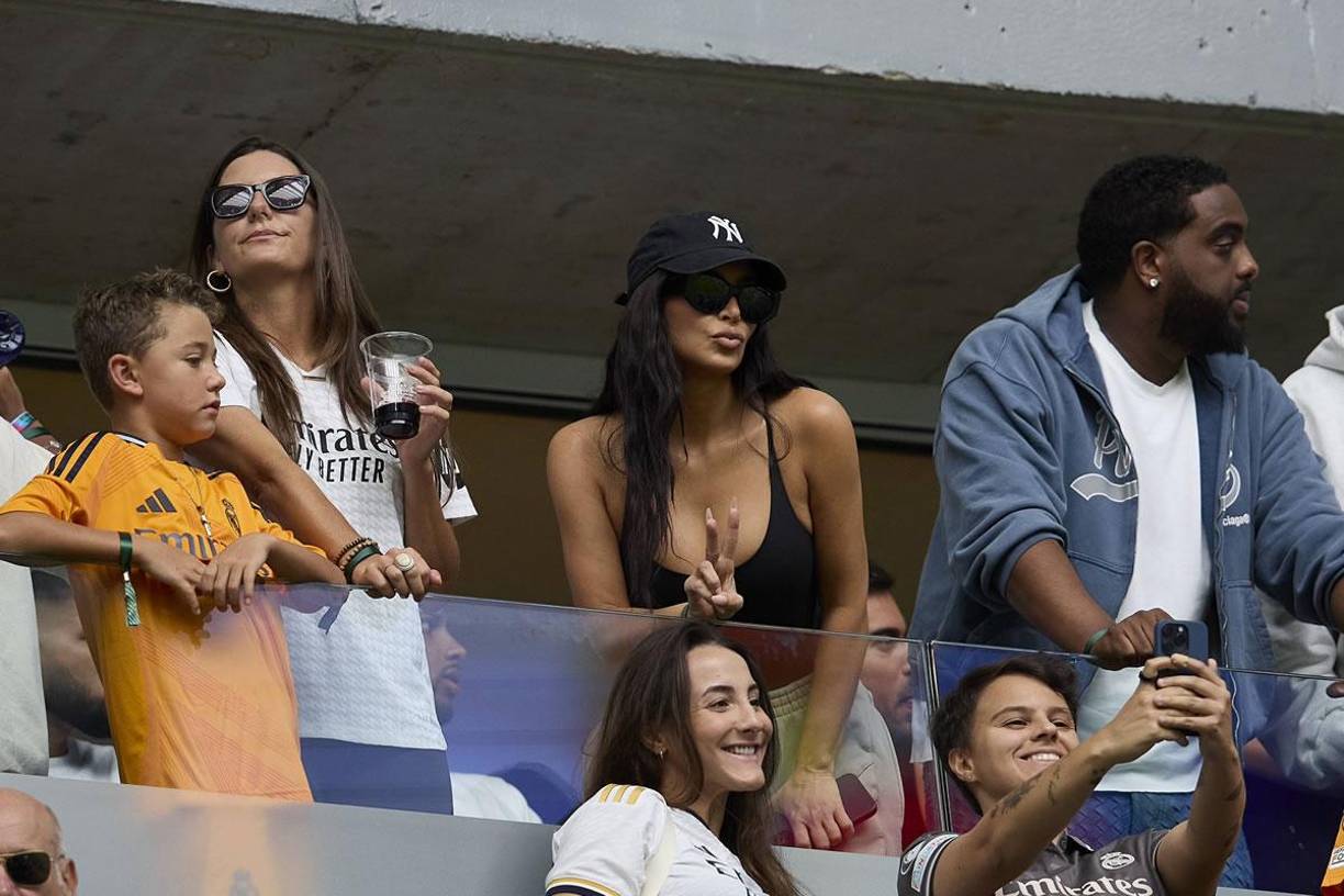Kim Kardashian fue la gran sensación en el palco del estadio Santiago Bernabéu.