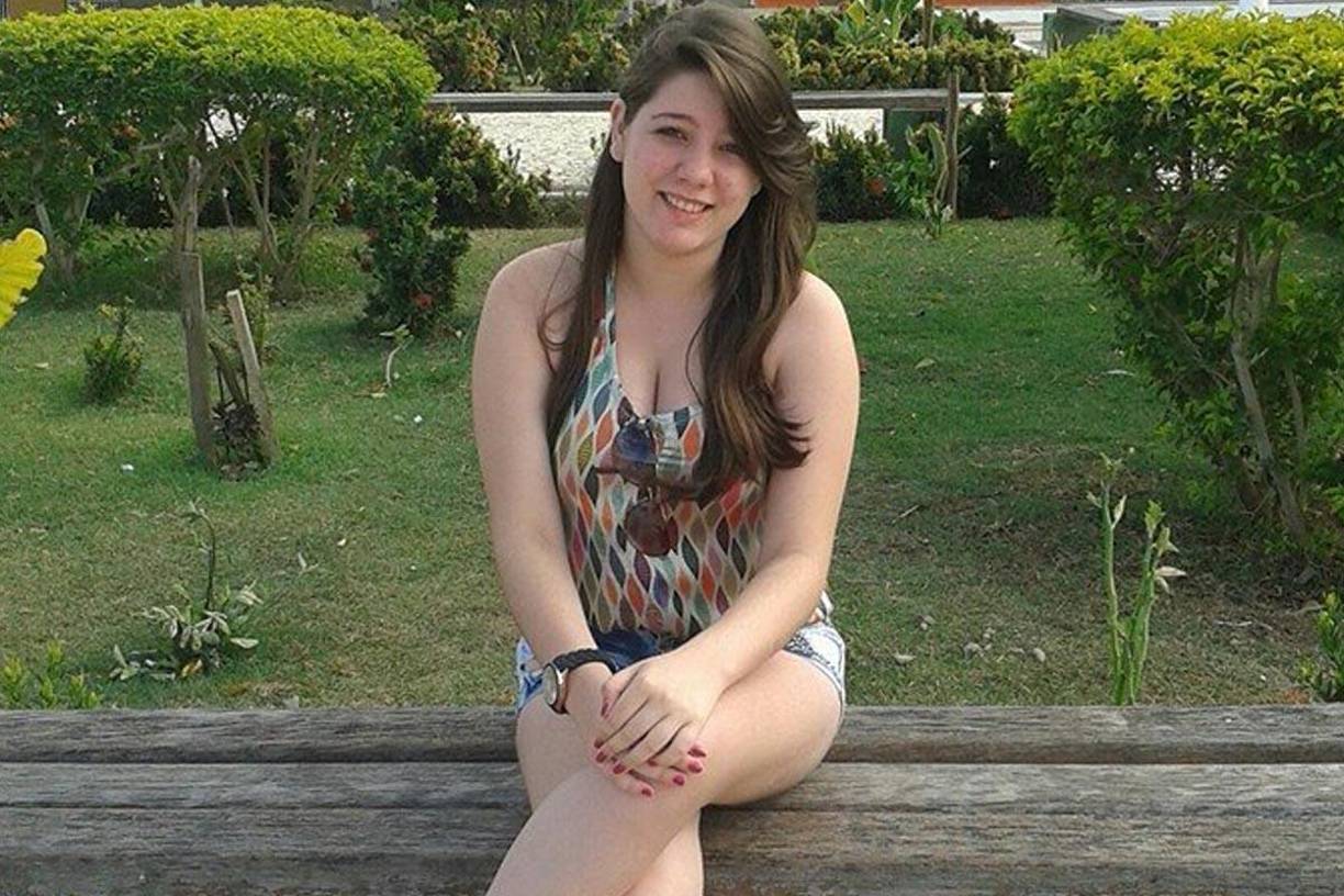 El médico involucrado aún cuenta con su licencia para ejercer, a pesar de las sospechas en torno al caso.