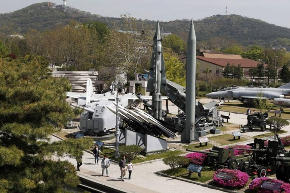 Las pruebas se hicieron en un lugar no especificado del 'frente avanzado y el oriental', aunque fuentes militares surcoreanas dijeron el sábado que fueron lanzamientos hechos desde las proximidades de la localidad costera de Wonsan.