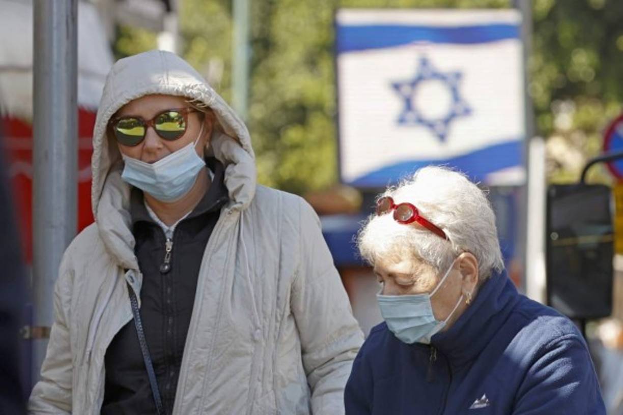 Israel:<br/><br/>Israel celebran su Año Nuevo judío mayormente en septiembre, de hecho en 2021 lo celebrarán desde el lunes 6 hasta el miércoles 8 de septiembre, comúnmente se llama Rosh Hashaná.