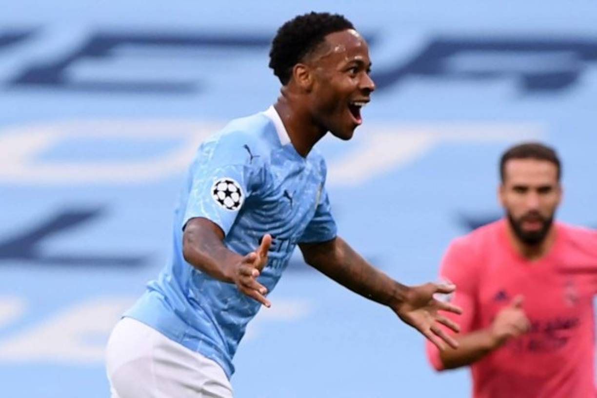 Raheem Sterling - El delantero inglés arrancaría por el costado izquierdo en el ataque. Es un fijo en el equipo de Pep Guardiola. Marcó 29 goles en la temporada ya pasada (20 en Premier League, 3 en Copa y 6 en Champions).