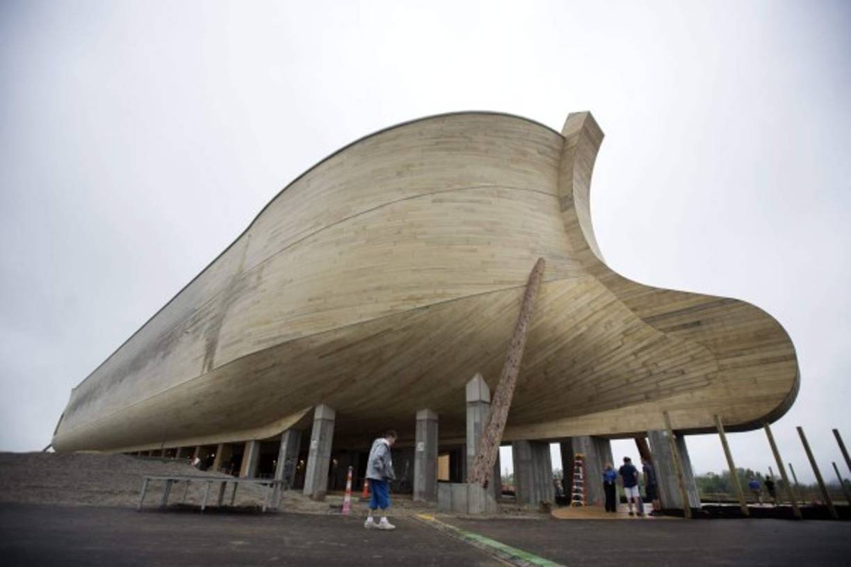 ARTE. Moderna Arca de Noé. “Ark Encounter”, réplica del Arca de Noé de 155 metros de largo en Williamstown, Kentucky.