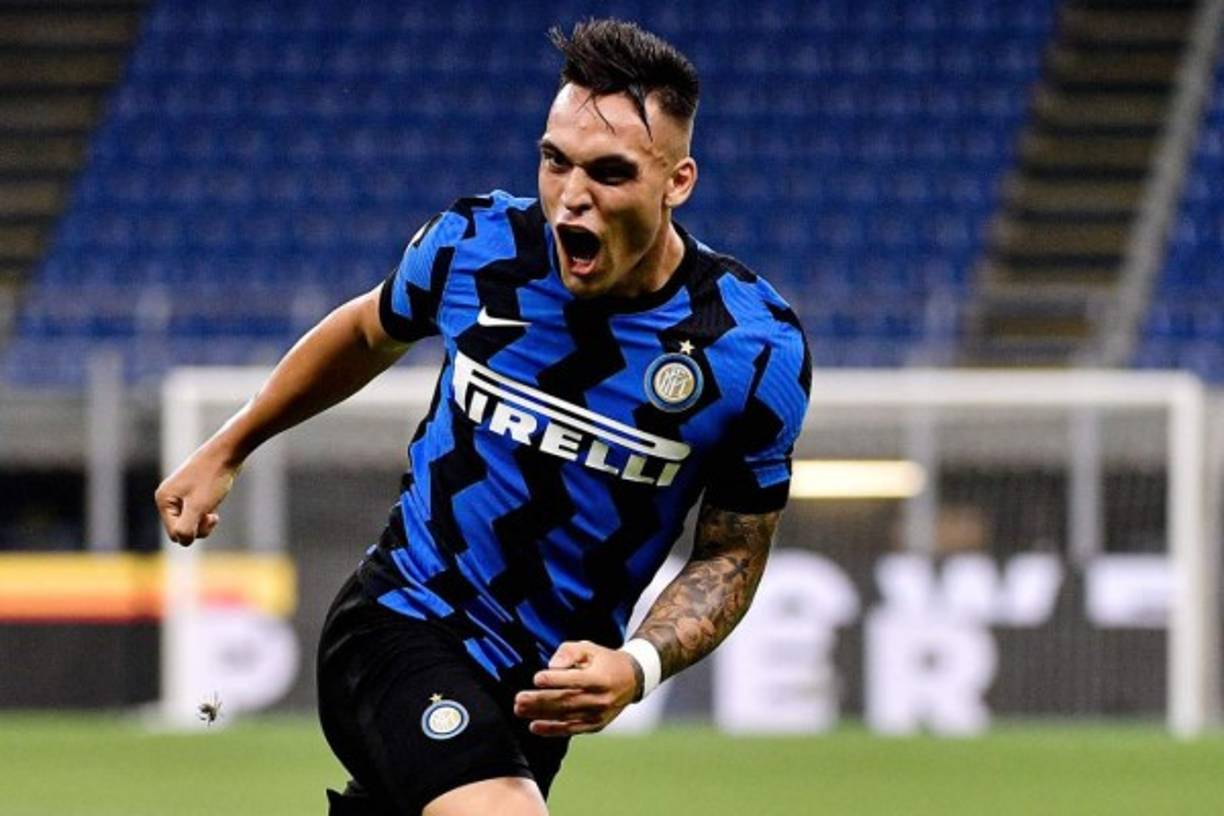 ¡Fichaje sorpresa para el Manchester City! Pep Guardiola quiere reforzar la delantera del equipo inglés y tendría un solo delantero entre ceja y ceja: Lautaro Martínez. Tras la espectacular campaña realizada con el Inter de Milan, el atacante es el centro de interés de media Europa, sin embargo, no todos pueden permitirse intentar el fichaje del argentino. <br/><br/>El FC Barcelona sigue muy interesado, pero el problema sería la manera de financiar su traspaso. Dicha problemática en cambio no le afecta en absoluto a los citizens. Según The Sun, el conjunto de Manchester estaría dispuesto a ofrecer 90 millones de euros para adquirir los servicios del punta sudamericano.