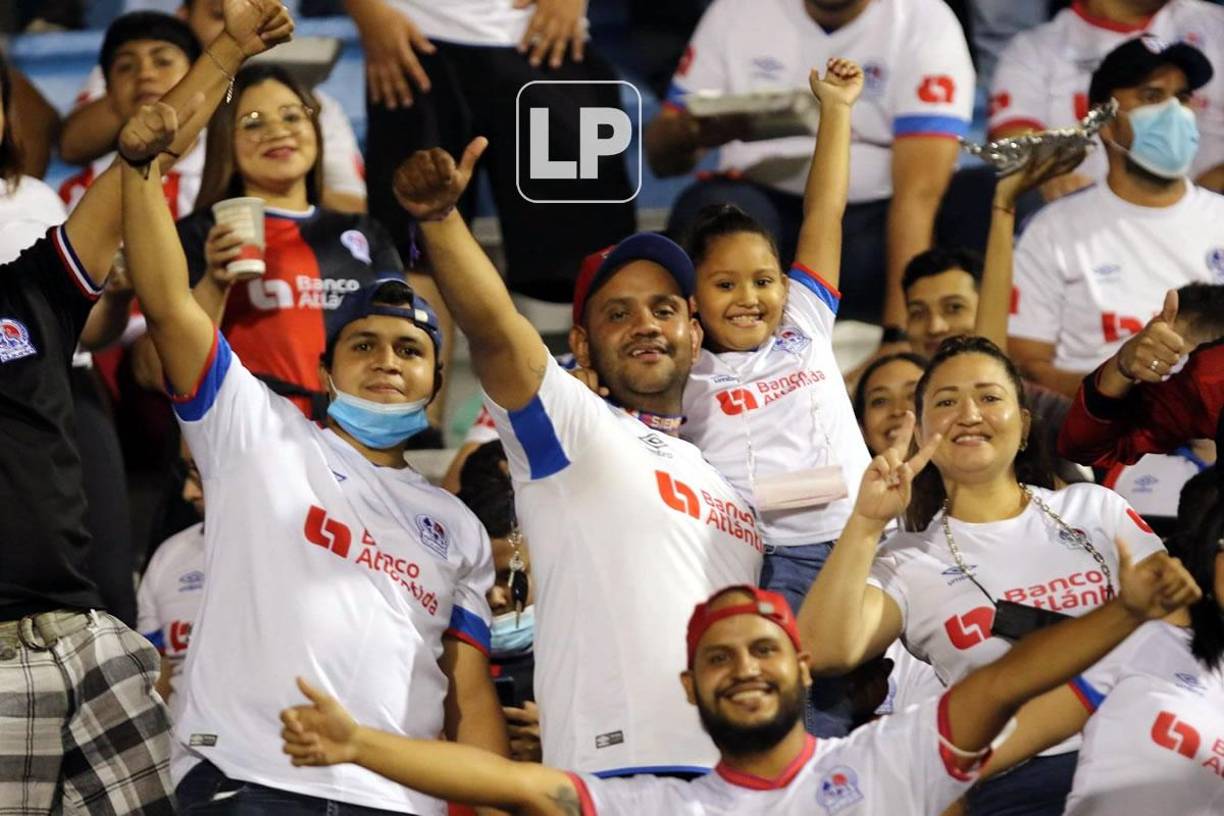 Llenazo espectacular de afición de Olimpia y fiesta de la Ultra Fiel en el Nacional ante Municipal