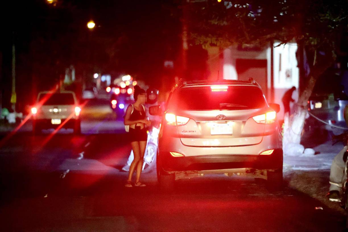 Normalmemte se ubican a cuadras de hoteles cuyo valor por hora cuesta 200 lempiras.