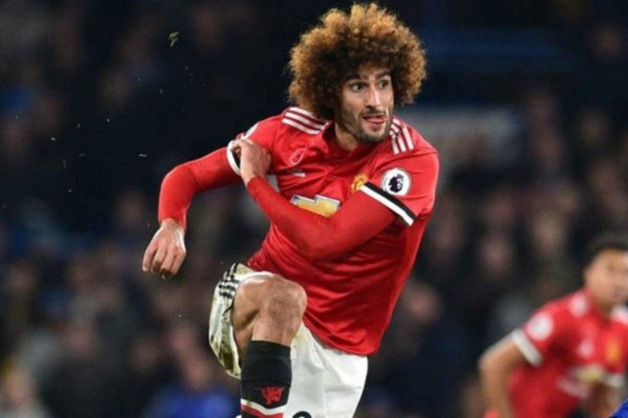José Mourinho confirmó que el Manchester United mantiene abierta la negociación para la continuidad de Marouane Fellaini: 'Es un futbolista importante que me gusta. Quiero que siga y él sabe que el club pretende que continúe', manifestó el estratega portugués.