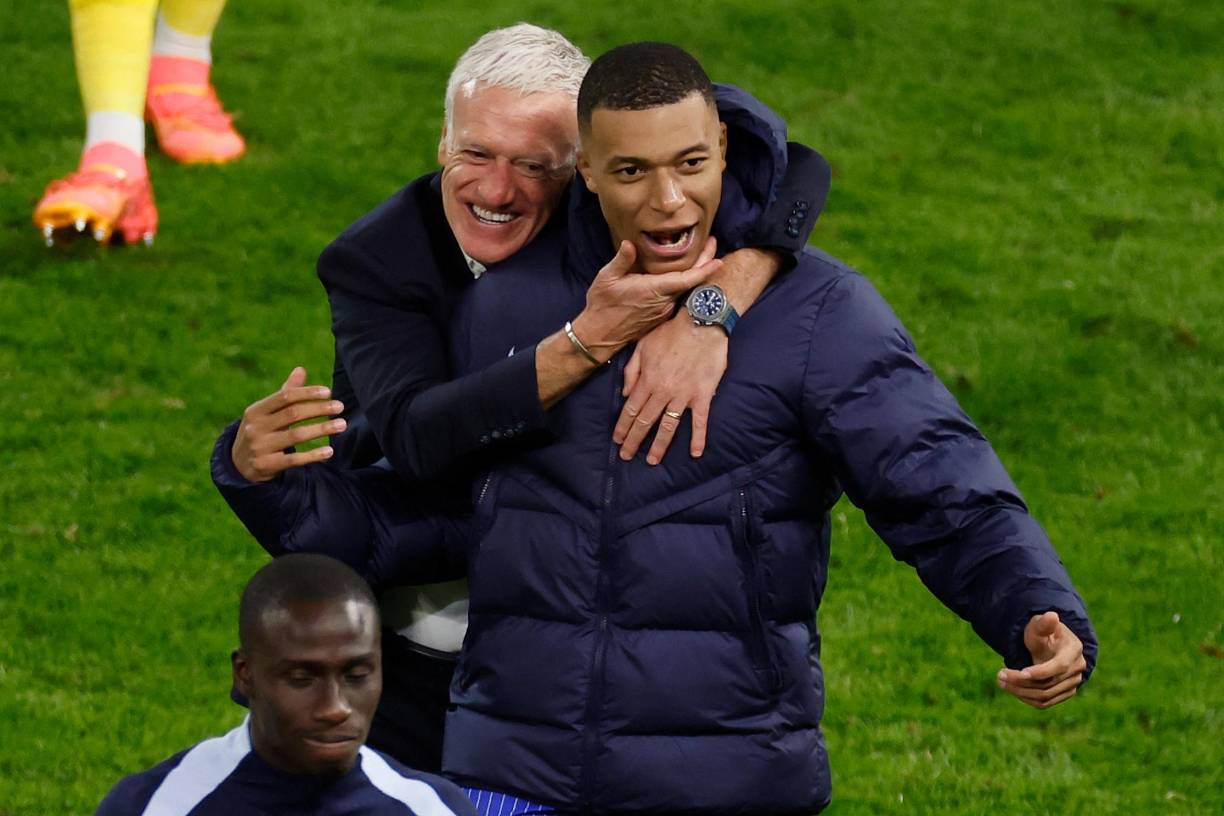 La euforia del francés luego de la clasificación de su selección a las semifinales de la Eurocopa 2024.