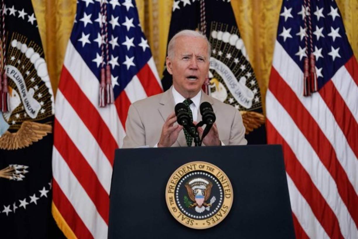 Algunos interpretaron la decisión de Biden como un guiño a Obama dos días después de que éste cumpliera 60 años.
