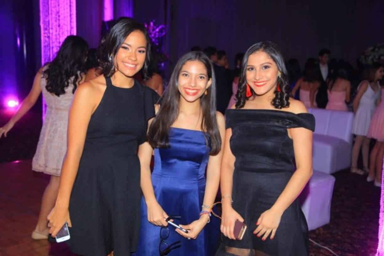 Valentina Cálix, Valeria Lozano y Mavel Pineda.