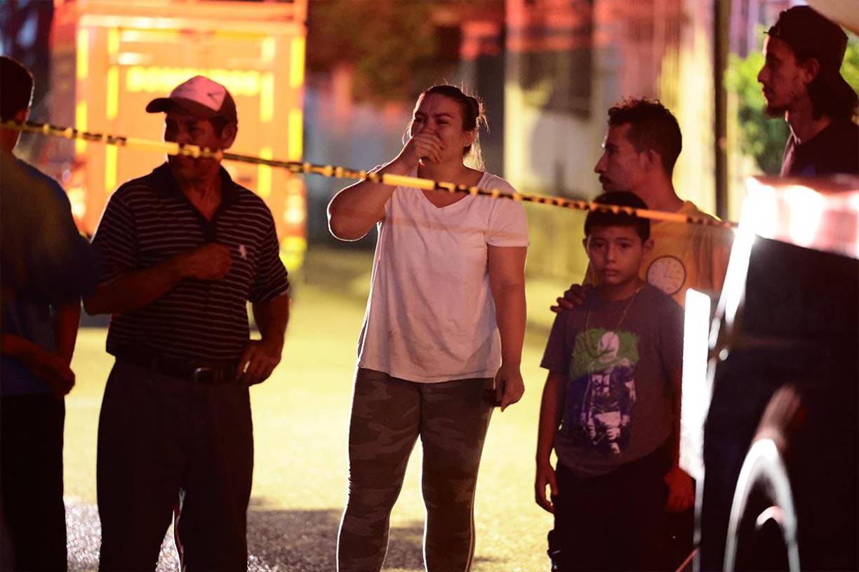 La mujer identificada como Geraldina Hernández Madrid (35) quedó calcinada dentro de la vivienda donde funcionaba la cohetería.