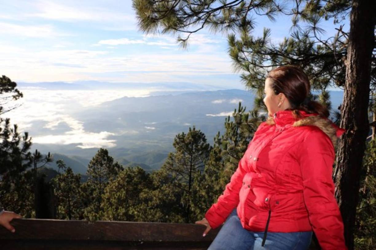 En los miradores se pueden apreciar los potentes ríos que nacen en Celaque.