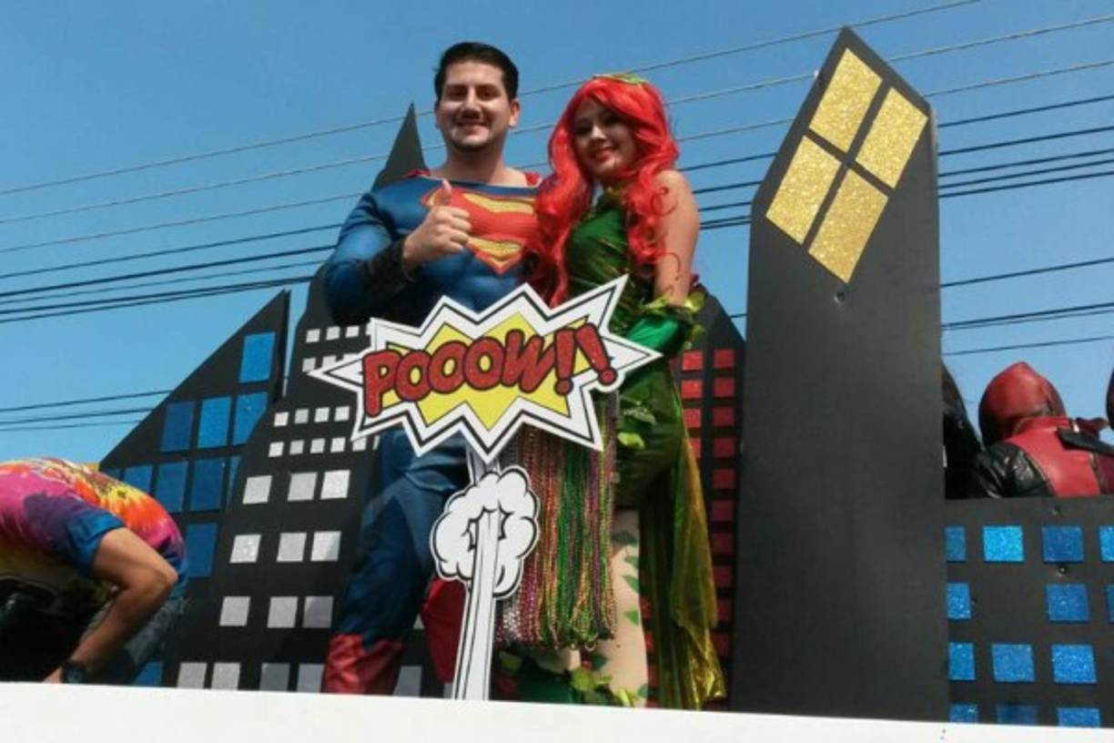 A reveller celebrates during the street carnival parade of the 'Bloco das Carmelitas' at the Santa Teresa neighborhood in Rio de Janeiro, Brazil, on February 9, 2018. <br/>Although much less known abroad than the colorful, organized parades at the Sambodromo, the 'blocos' are an equally important part of the carnival that turns Rio into the world's biggest party before the start of the Catholic period of Lent. / AFP PHOTO / MAURO PIMENTEL