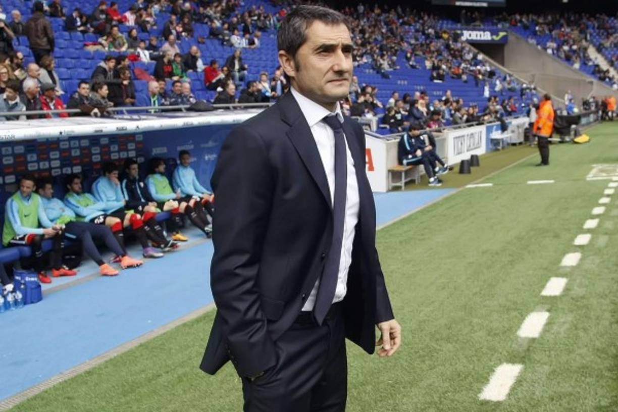 El futuro de Ernesto Valverde sigue sin decidirse, pero el técnico tiene claro que esperará al Barça. El club blaugrana le tiene en su lista para suplir a Luis Enrique en el banquillo y el técnico tiene muchas opciones de ser el elegido, de acuerdo a una información que publica el diario Sport.