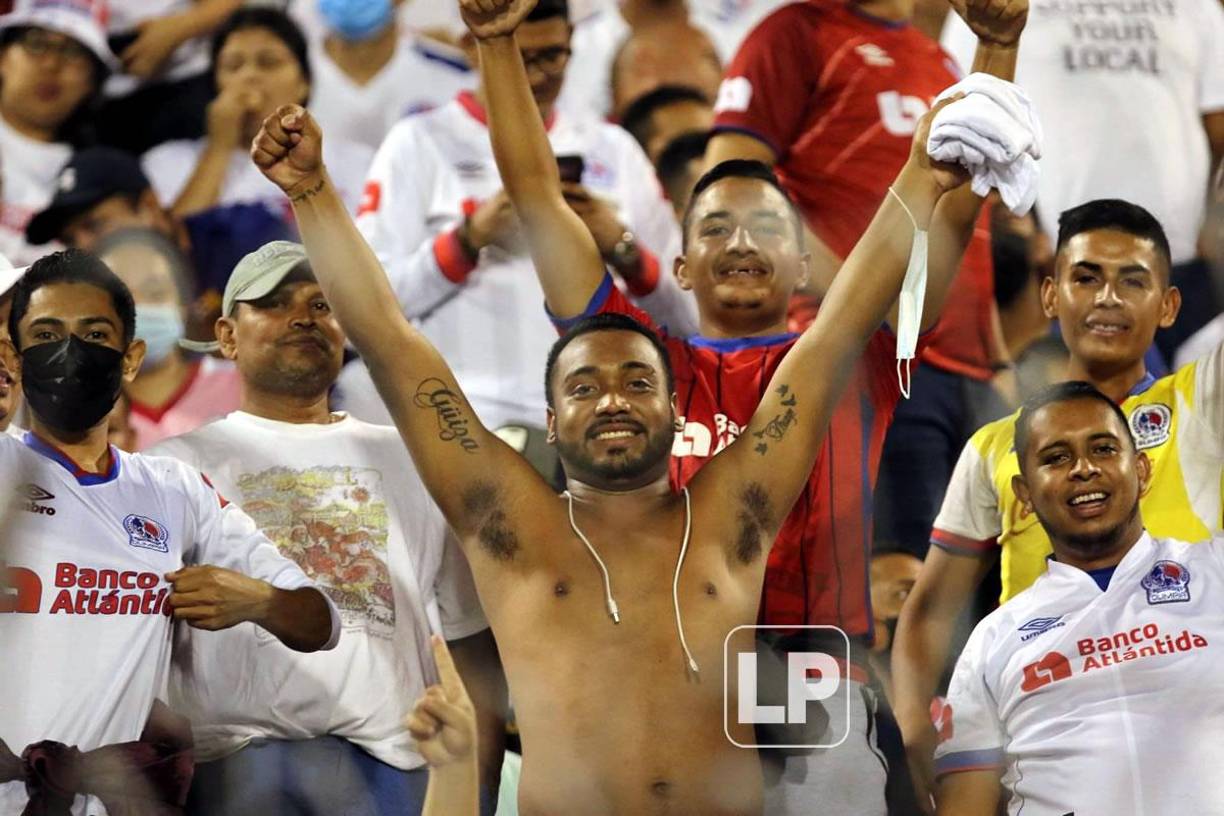 Llenazo espectacular de afición de Olimpia y fiesta de la Ultra Fiel en el Nacional ante Municipal