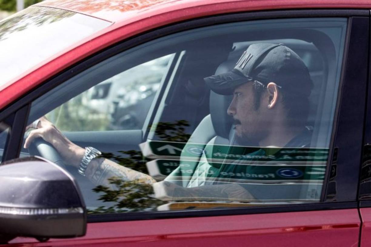 El portero Areola del Real Madrid sorprendió al ser visto con este peculiar bigote.