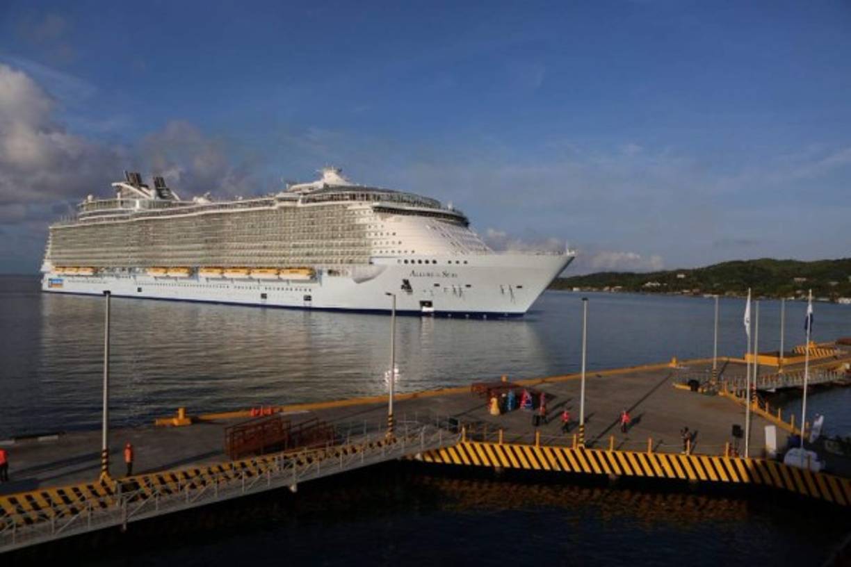 A las 5:00 pm regresará a la riviera maya en México.