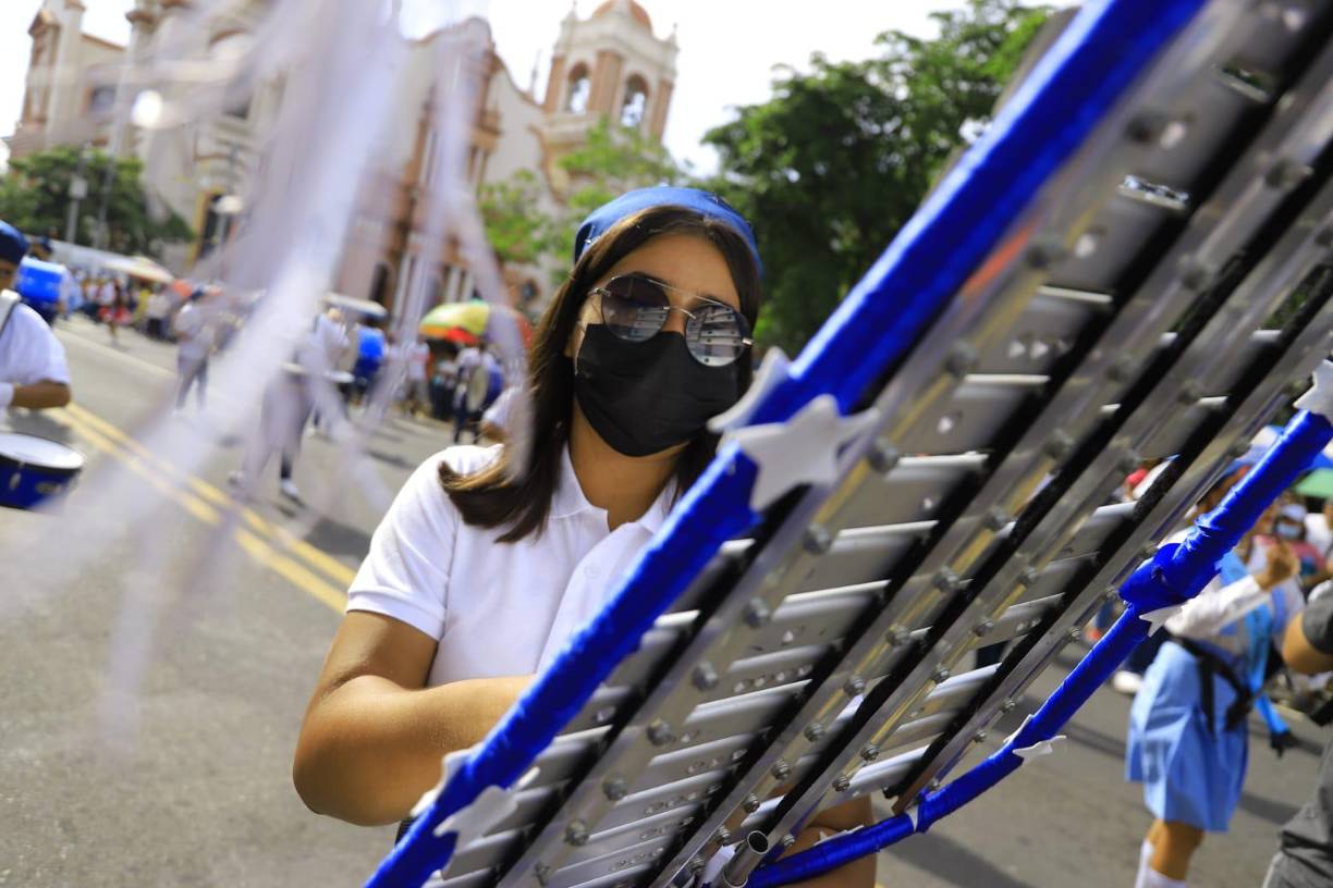 Kimberline Palma, Instituto Evangélico Bethel. 
