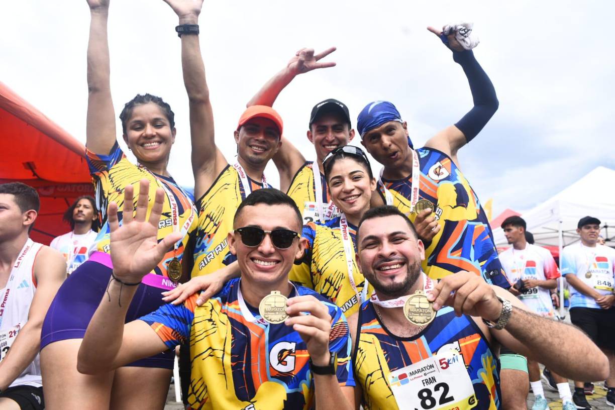 Estos jóvenes de Air Runners se mostraron felices por participar en la edición 48 de la Maratón de Diario La Prensa.