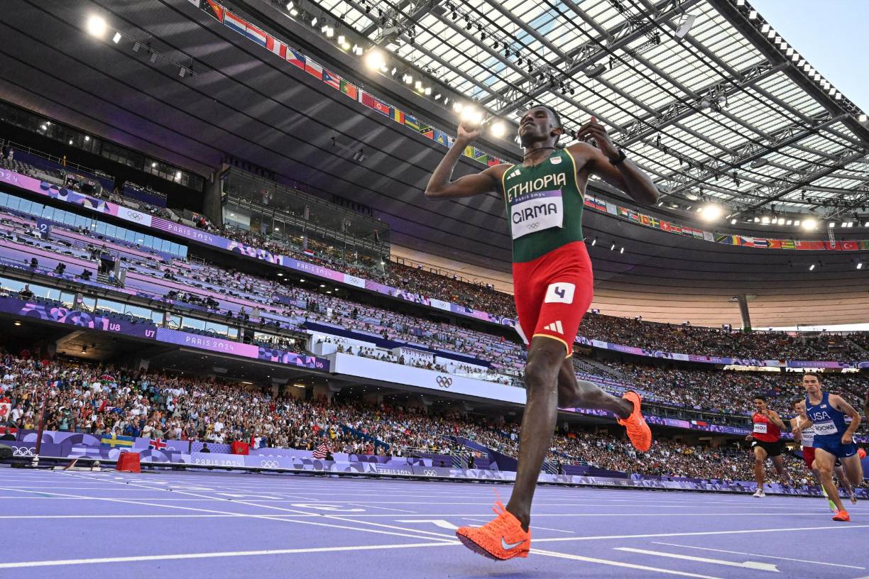 Un día después de esta dura caída, el Comité Olímpico Internacional se pronunció sobre el estado de salud del atleta.