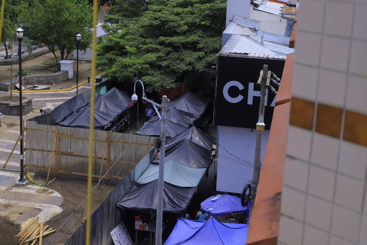 Las gerencias de infraestructura y ambiente se encargan de los trabajos cuya inversión ronda en unos 300 mil lempiras según las autoridades municipales.