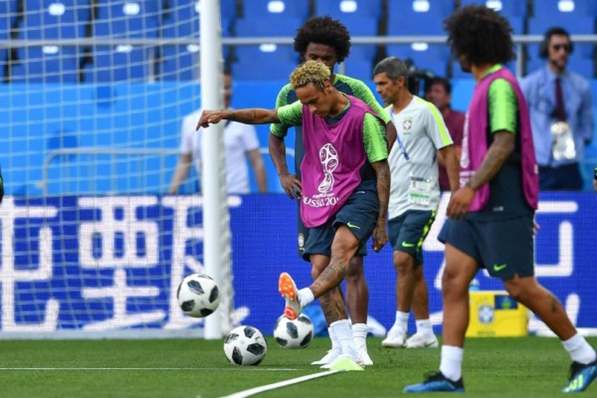 La participación de Neymar en el primer juego de Brasil ha generado mucha expectativa.