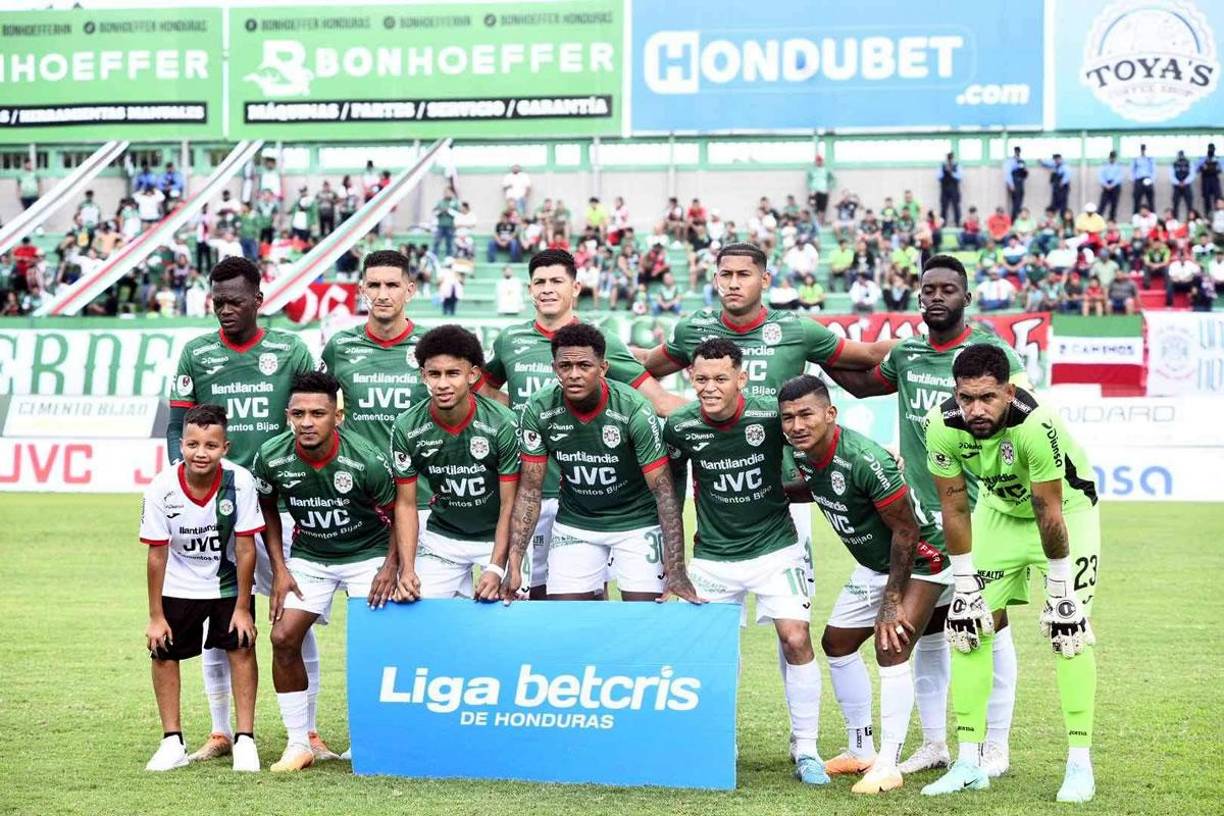 Este fue el primer 11 del Marathón bajo el mando de Hernán ‘La Tota’ Medina.