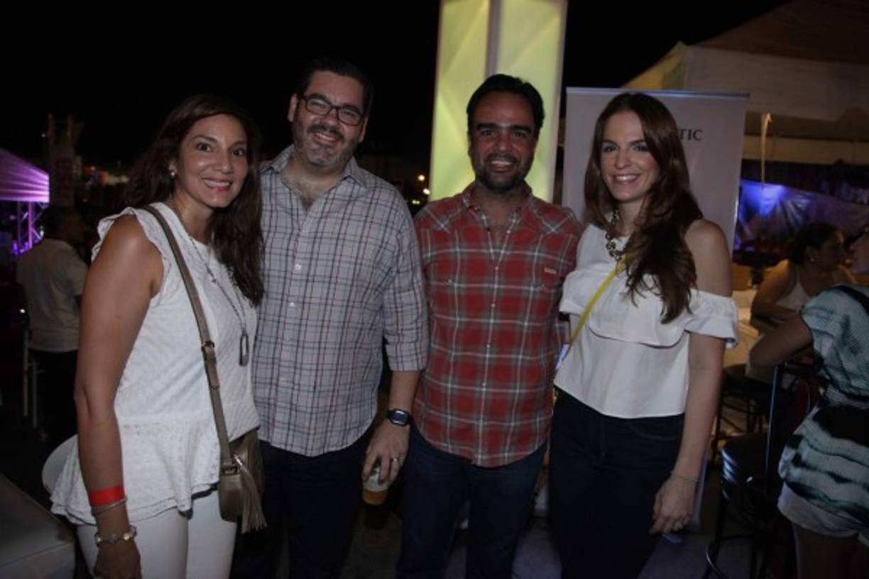 Margarita y Roque Pascua, Alejandro Guzmán y Thesla Mellage.