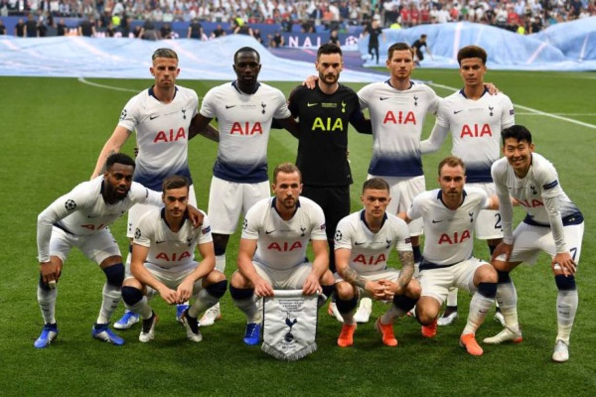 Este fue el 11 titular del Totenham que saltó al terreno de las acciones. Pochettino sorprendió al meter de entrada a Harry Kane, quien estuvo lesionado por varios meses y sentó a Lucas Moura.