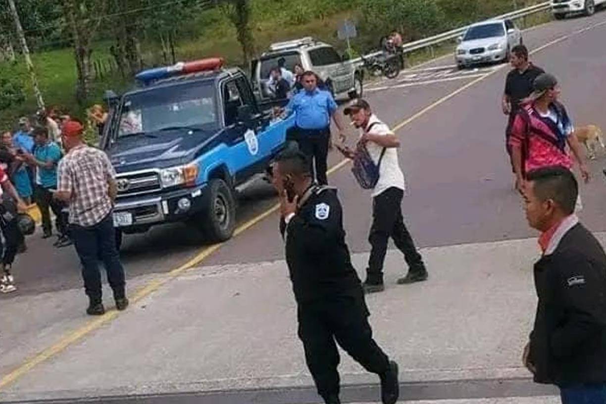 Estamos “profundamente conmovidos con esta desgracia que nos llegó este día”, lamentó Murillo, quien indicó que entre las víctimas mortales se encuentran varios niños. 