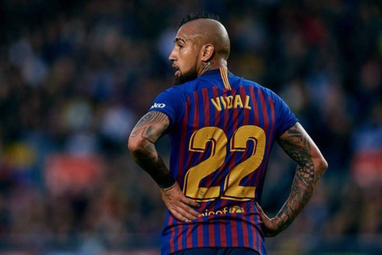 Según informa Mundo Deportivo, Arturo Vidal podría irse al Inter de Milán para que llegue Lautaro Martínez al FC Barcelona.