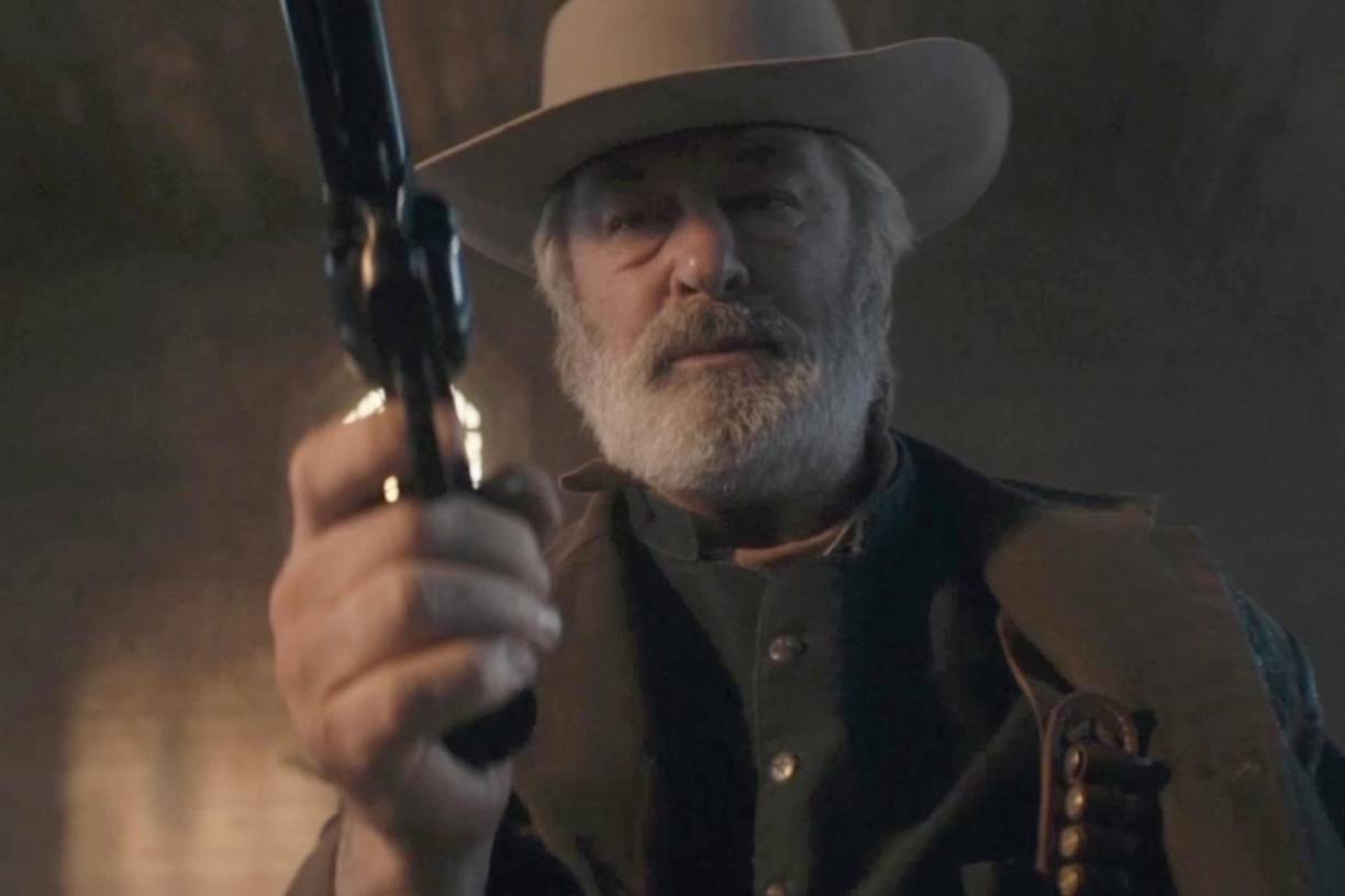 Hutchins falleció en octubre de 2021 en el Rancho Bonanza Creek, en el que se llevaba a cabo el rodaje de ‘Rust’, mientras Baldwin ensayaba una de las escenas de la película.