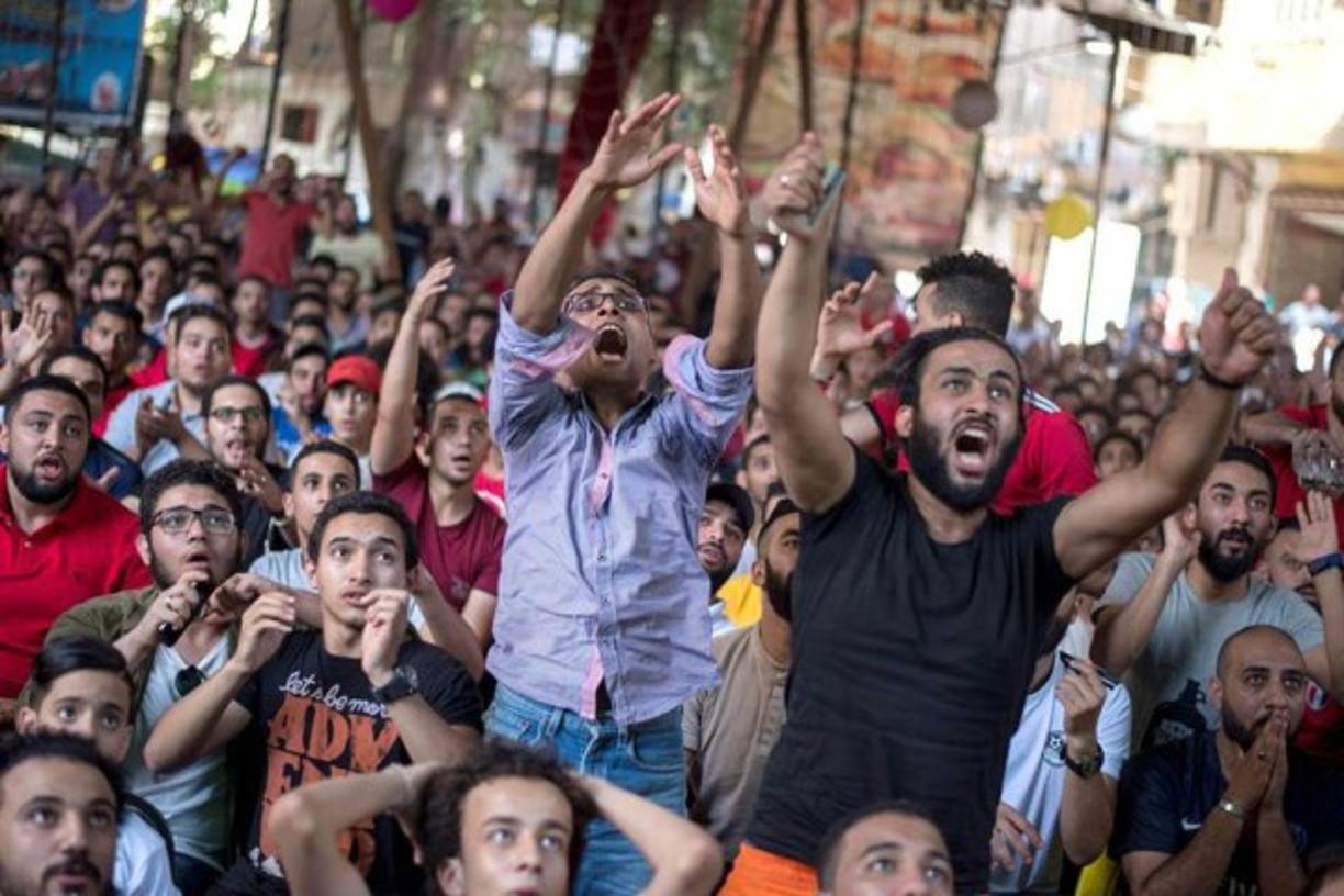 Sin palabras. La angustia egipcio en su primer partido mundialista después de 28 años de ausencia. Foto EFE