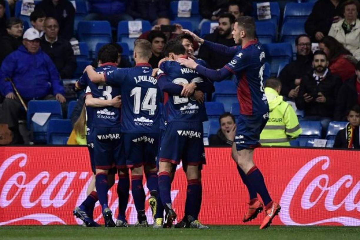 El Huesca fue un digno rival y al minuto 74 anotaron lo que era el 2-2-. El tanto llegó por intermedio del español Xabier Etxeita.