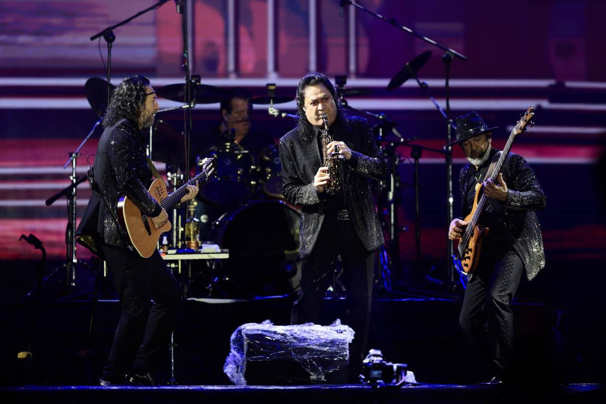 Sin duda, el concierto ofrecido en San Pedro Sula confirma el éxito y trascendencia que tienen Los Bukis en el gusto popular en Honduras.