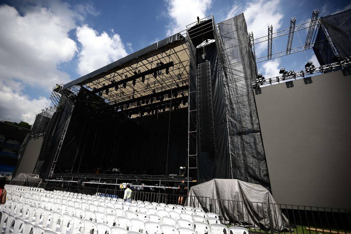 Todavía hay boletos a la venta para las diferentes localidades en elsitio webwww.eticket.hn. Las personas que compren los boletos con sus tarjetas de crédito o debito de Bac Credomatic obtienen un 10 por ciento de descuento. 