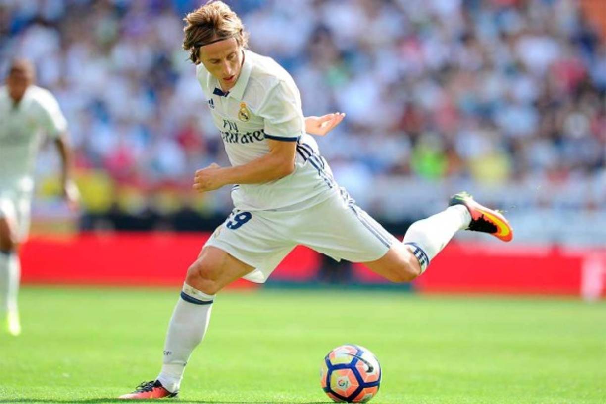 Modric: El croata estará en el mediocentro del campo.