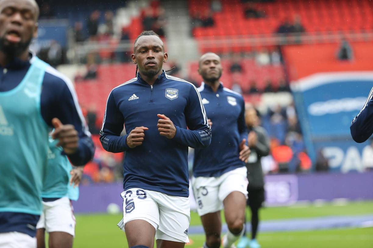 Alberth Elis fue titular en el FC Girondins de Burdeos en el Parque de los Príncipes. Lamentablemente perdieron 3-0 a manos del PSG.