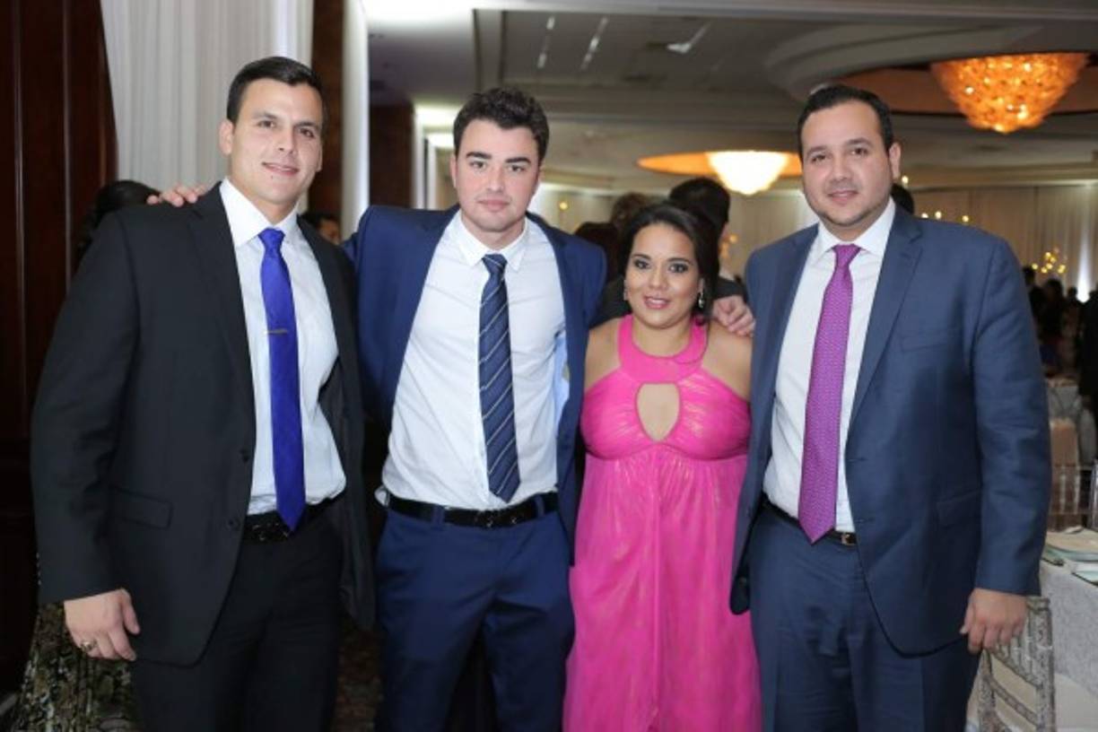 Diego Pérez, Constantino Barletta, Esther Espinal y Joaquín Pérez.