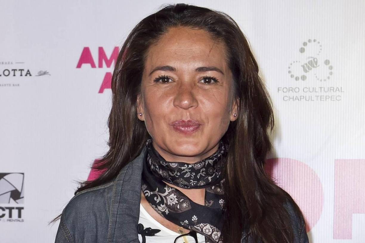 “Mira, es un chequeo nada más de rutina de parte de ella. Porque realmente no le hallan qué es lo que tiene. O sea, está muy raro eso, que es brujería, que no es brujería, que es una bacteria, o sea, pero está bien, gracias a Dios”, compartió después de ser cuestionado sobre el viaje fuera del país de Andrade.