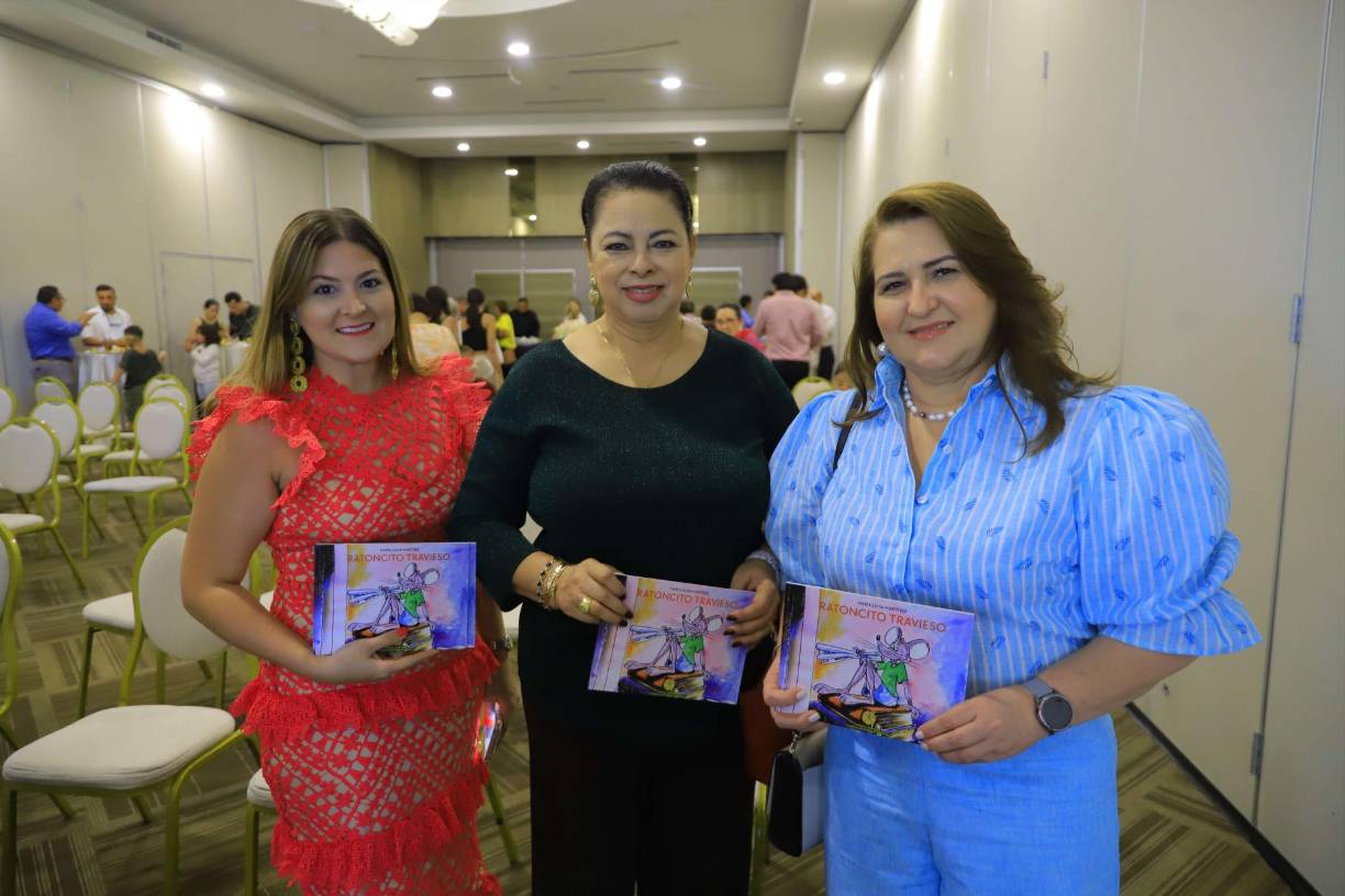 Daniela Mejía, Ninfa Estrada y Alejandra Perdomo