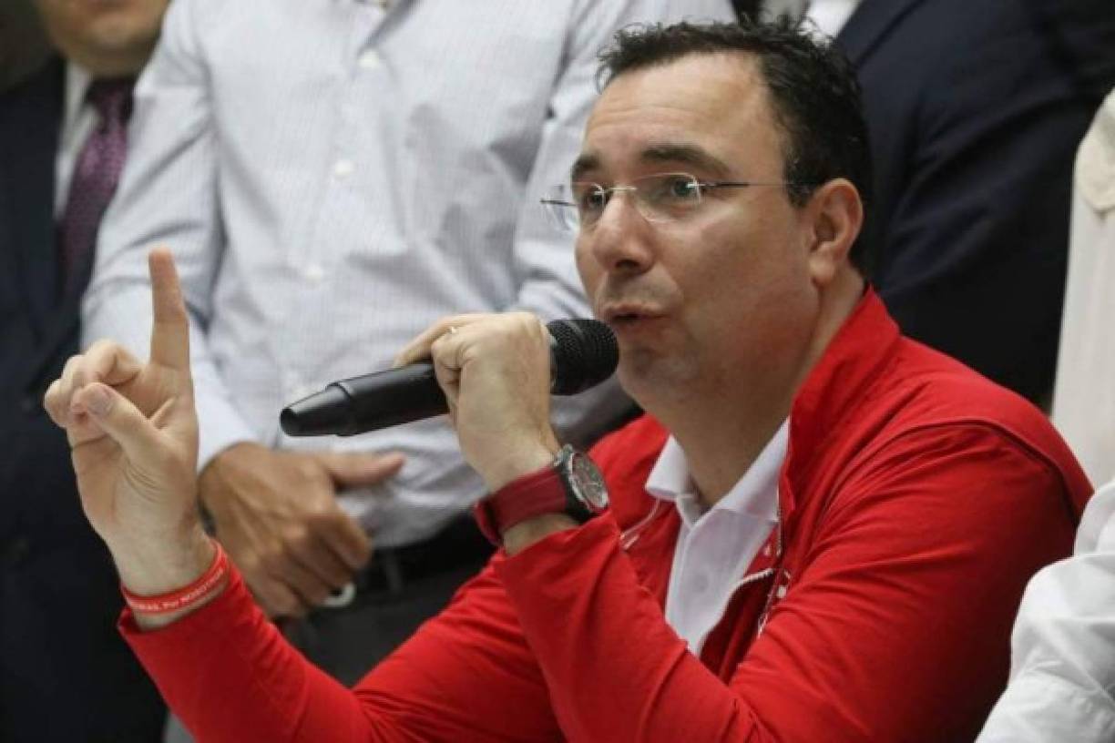 Aunque no reveló la cantidad, el expresidente del CCEPL aseguró que la suma era suficiente para vivir mejor de lo que vive ahora. 