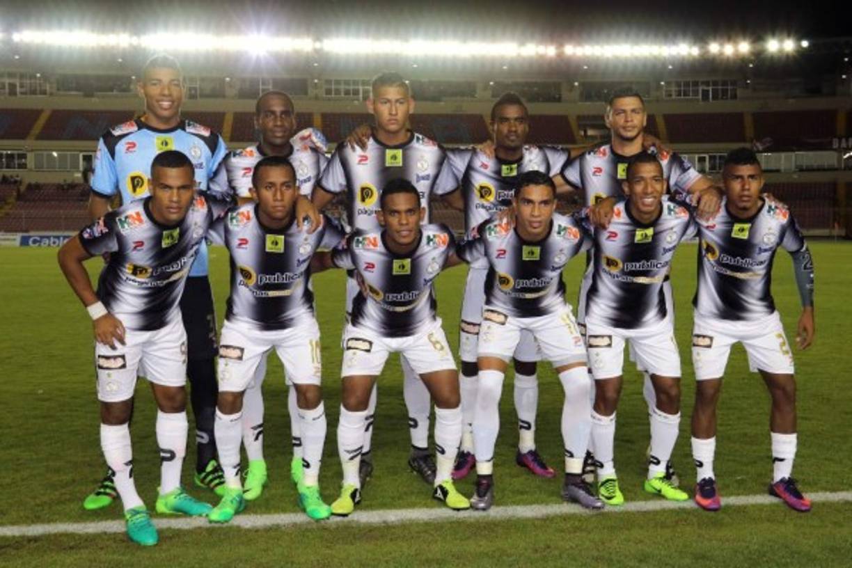 Tauro FC de Panamá. Campeón Torneo Clausura 2017 y mejor puntaje de la temporada Primera División de Panamá 2016-17.