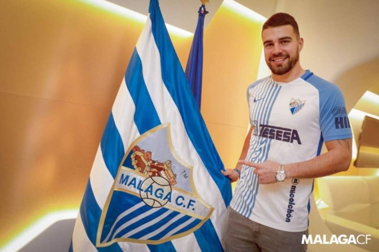 El Málaga CF ha hecho oficial la llegada de Alexander González para lo que resta de la temporada. El defensa venezolano, de 28 años, será uno más en el regreso de las vacaciones del cuadro español. El jugador llega libre tras una intensa y breve aventura en el Dinamo de Bucarest. Se trata de un carrilero diestro capaz de jugar tanto de lateral como de extremo.