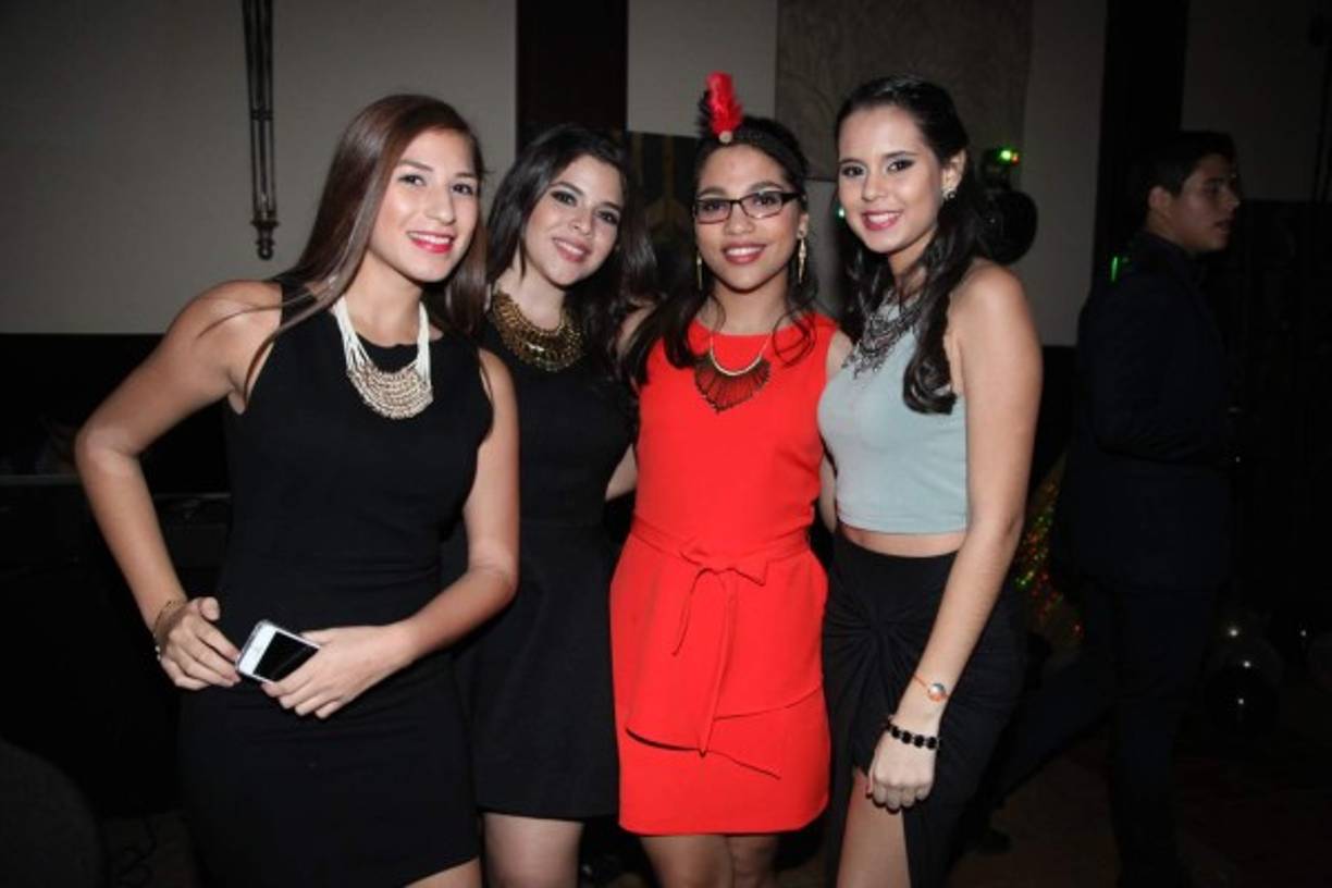 Isabella Aguilar, Rachel Assaf, Valeria Jarufe y Laura Padilla.