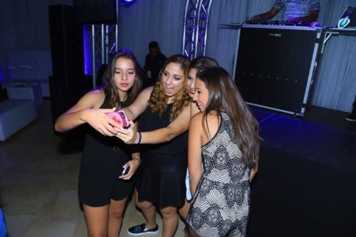 Fernanda López, Androlla Mitri, Gaby Valencia y Aly Tinoco.