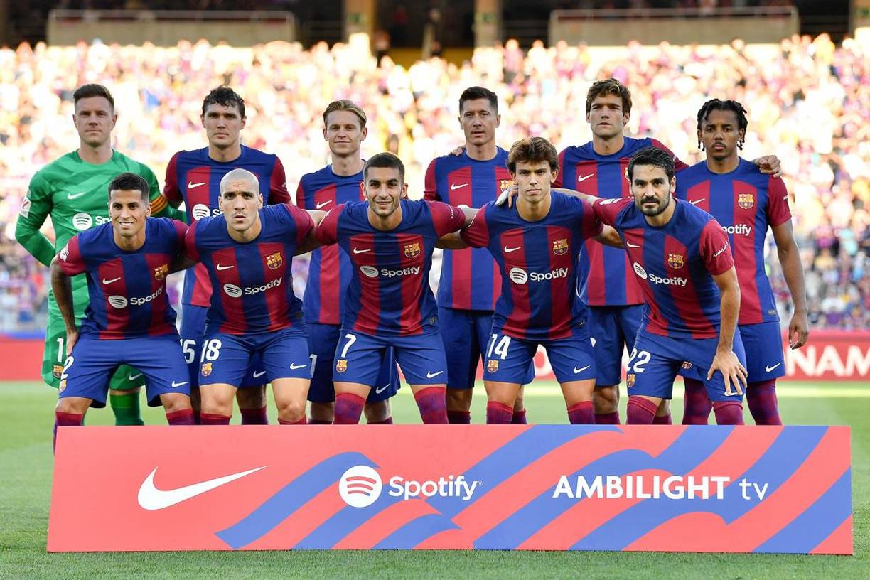 El 11 titular que mandó Xavi Hernández para el partido del Barcelona contra el Celta.