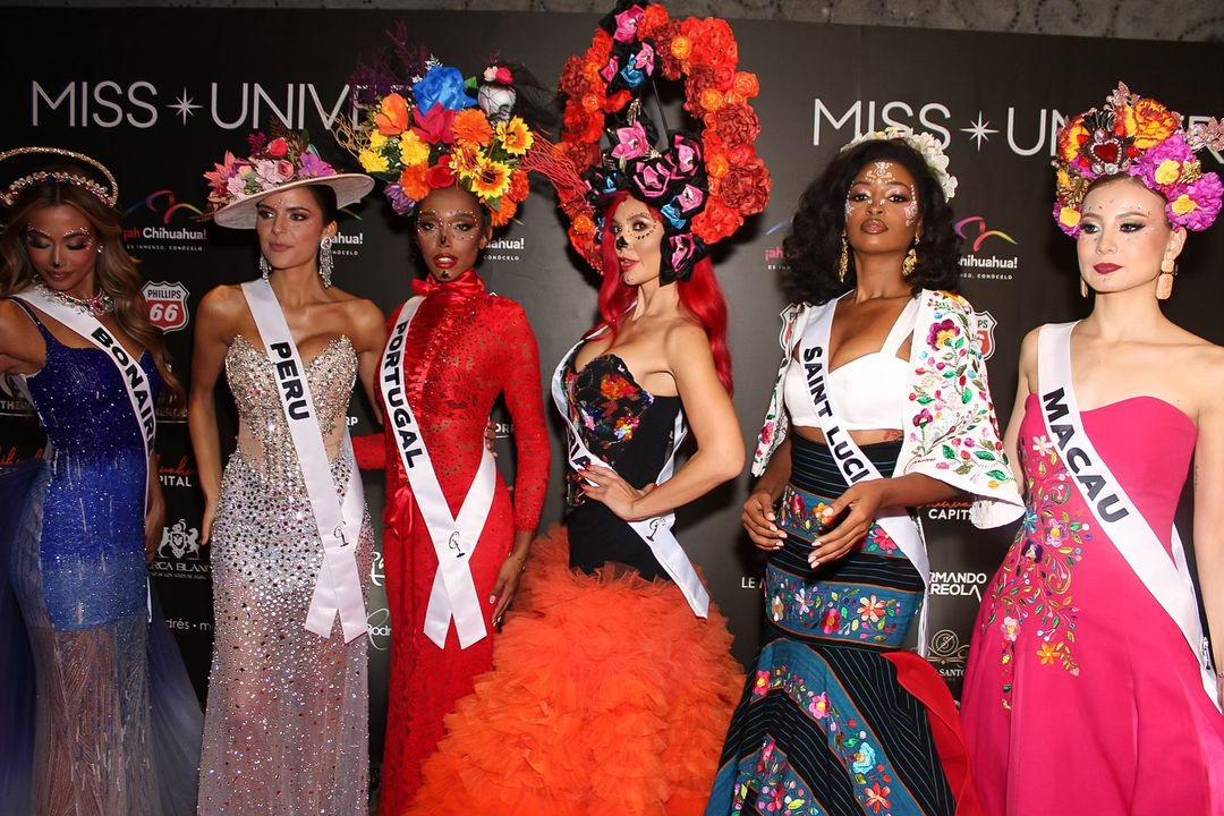  La Gala de las Catrinas es el primer acontecimiento oficial de Miss Universo en México, que se convierte en la tercera edición del certamen internacional de belleza, siendo 2007 el año previo en el que las mujeres más hermosas del planeta lucharon por la corona en tierras mexicanas. 